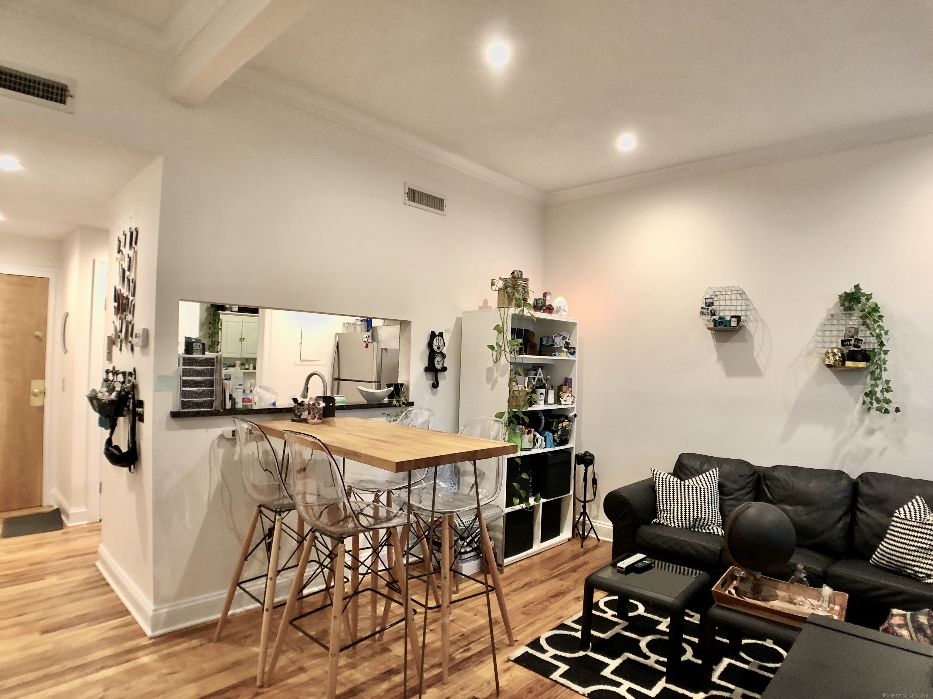 Washington Street Apt 206, Norwalk, Connecticut - 1 Bedrooms  
1 Bathrooms  
1 Rooms - 