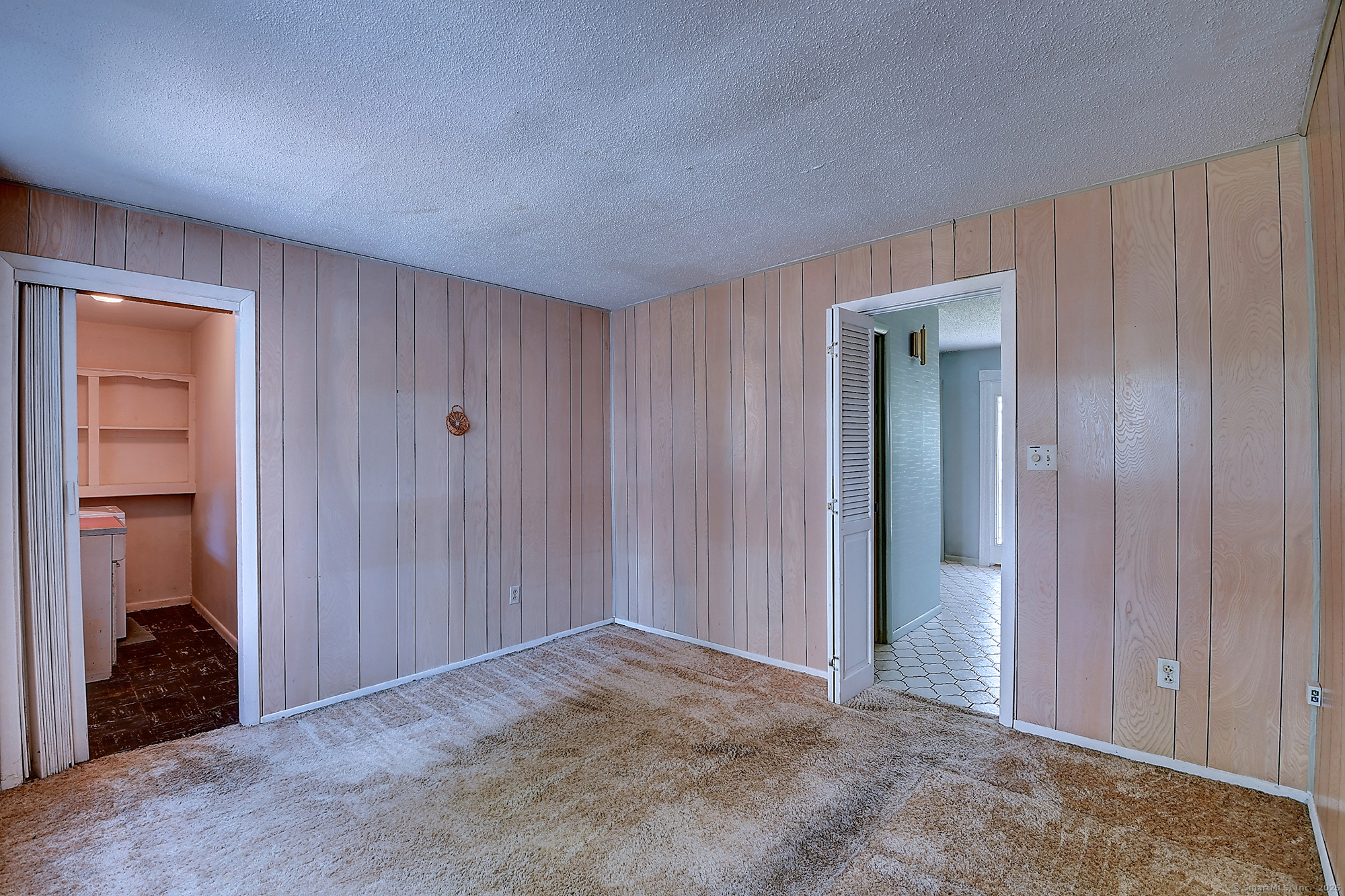 West Hartford, Connecticut 06107, United States, 3 Bedrooms Bedrooms, ,2 BathroomsBathrooms,Residential,Active,190981