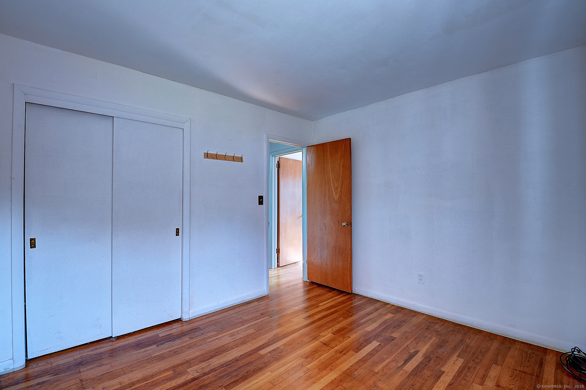 West Hartford, Connecticut 06107, United States, 3 Bedrooms Bedrooms, ,2 BathroomsBathrooms,Residential,Active,190981