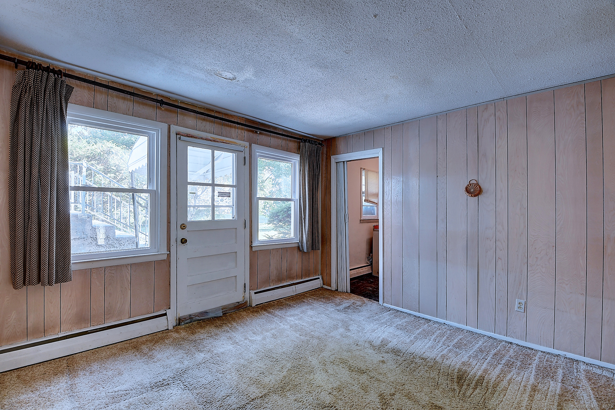 West Hartford, Connecticut 06107, United States, 3 Bedrooms Bedrooms, ,2 BathroomsBathrooms,Residential,Active,190981