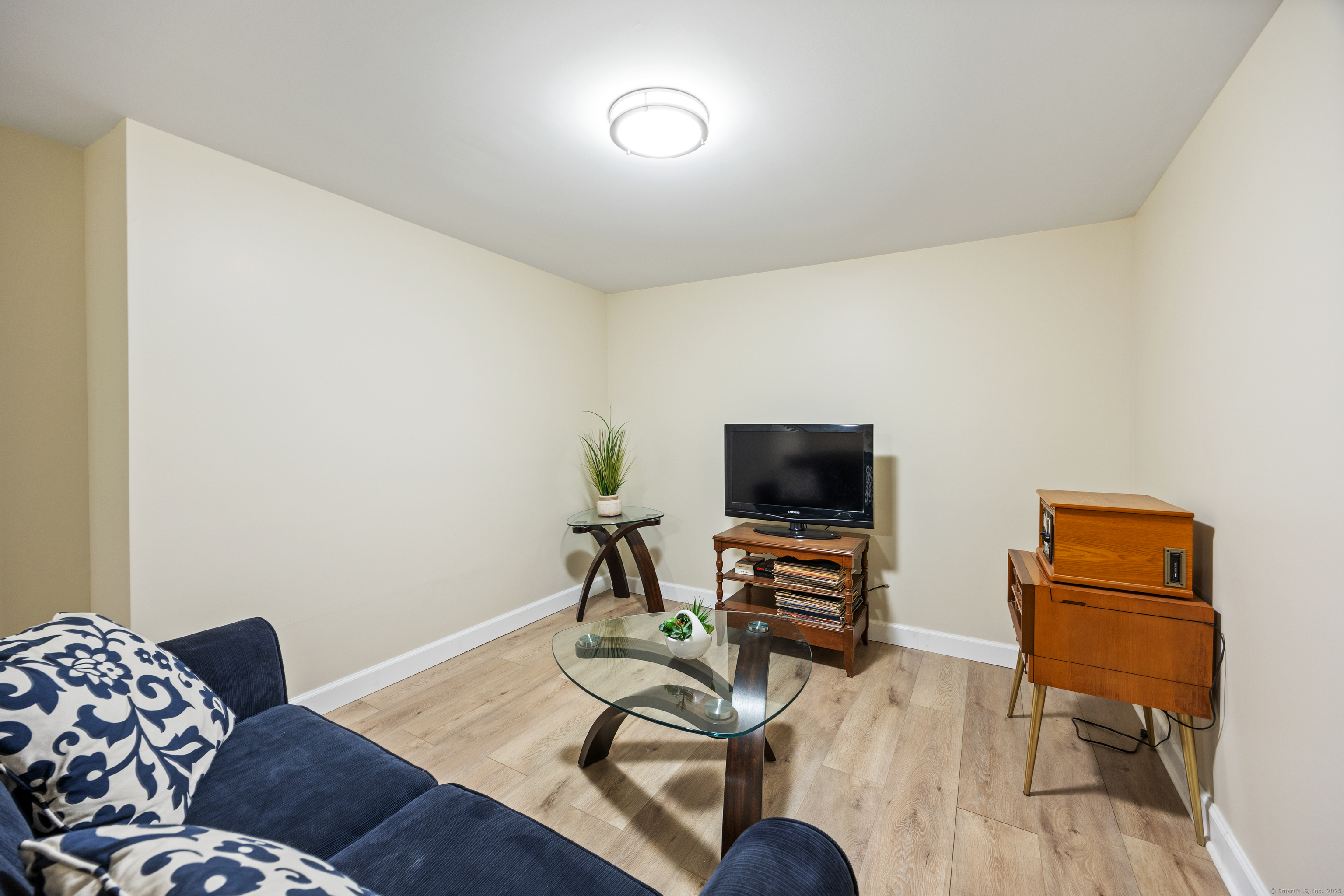 36 Rockwell Avenue, Bristol, Connecticut image 24