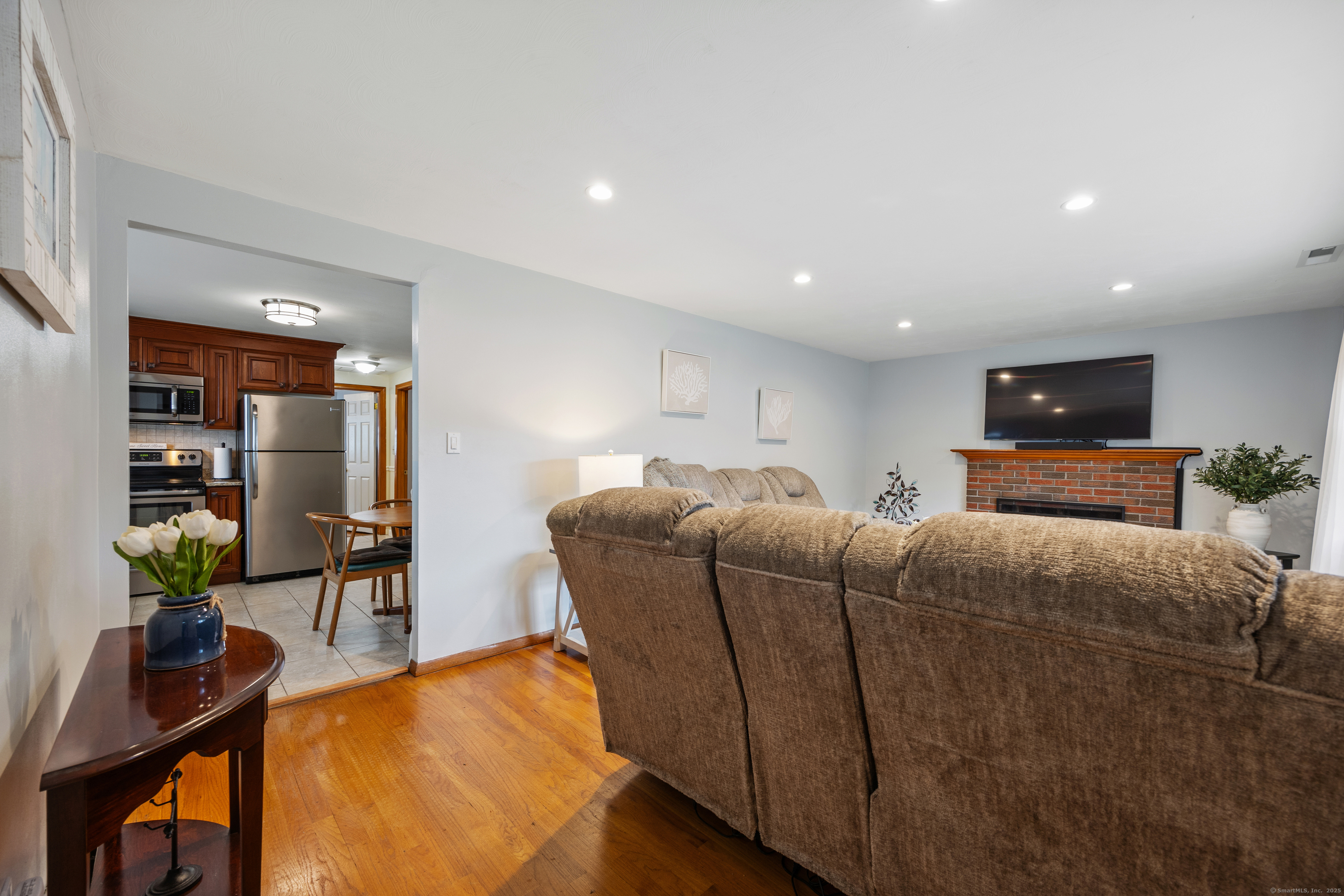 36 Rockwell Avenue, Bristol, Connecticut image 6