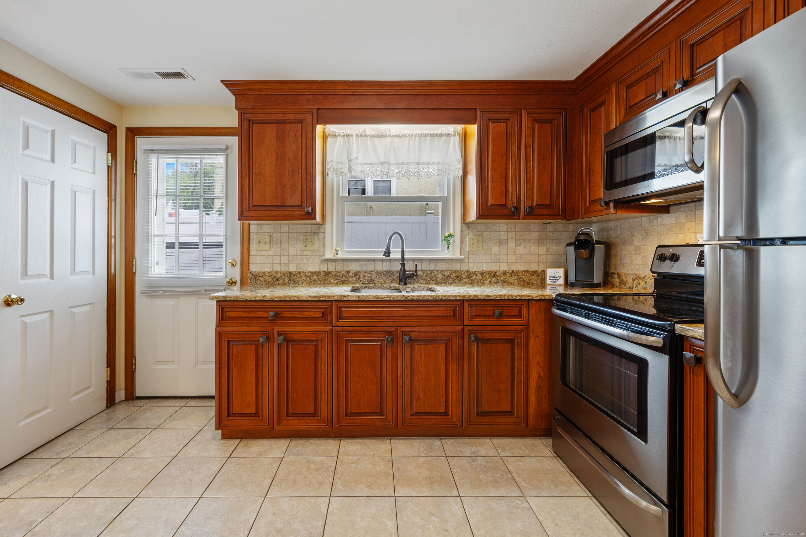 36 Rockwell Avenue, Bristol, Connecticut image 9