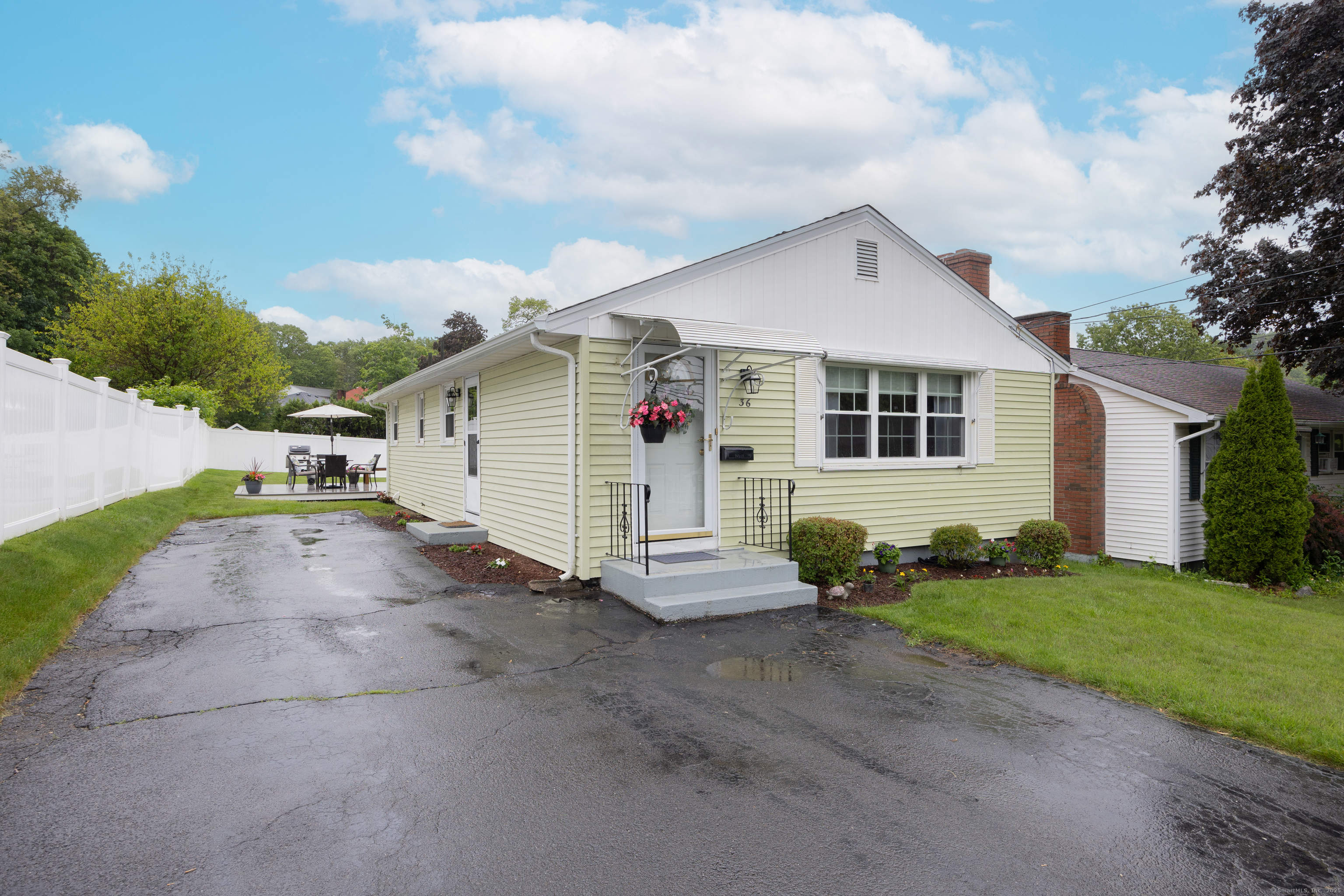 36 Rockwell Avenue, Bristol, Connecticut image 2