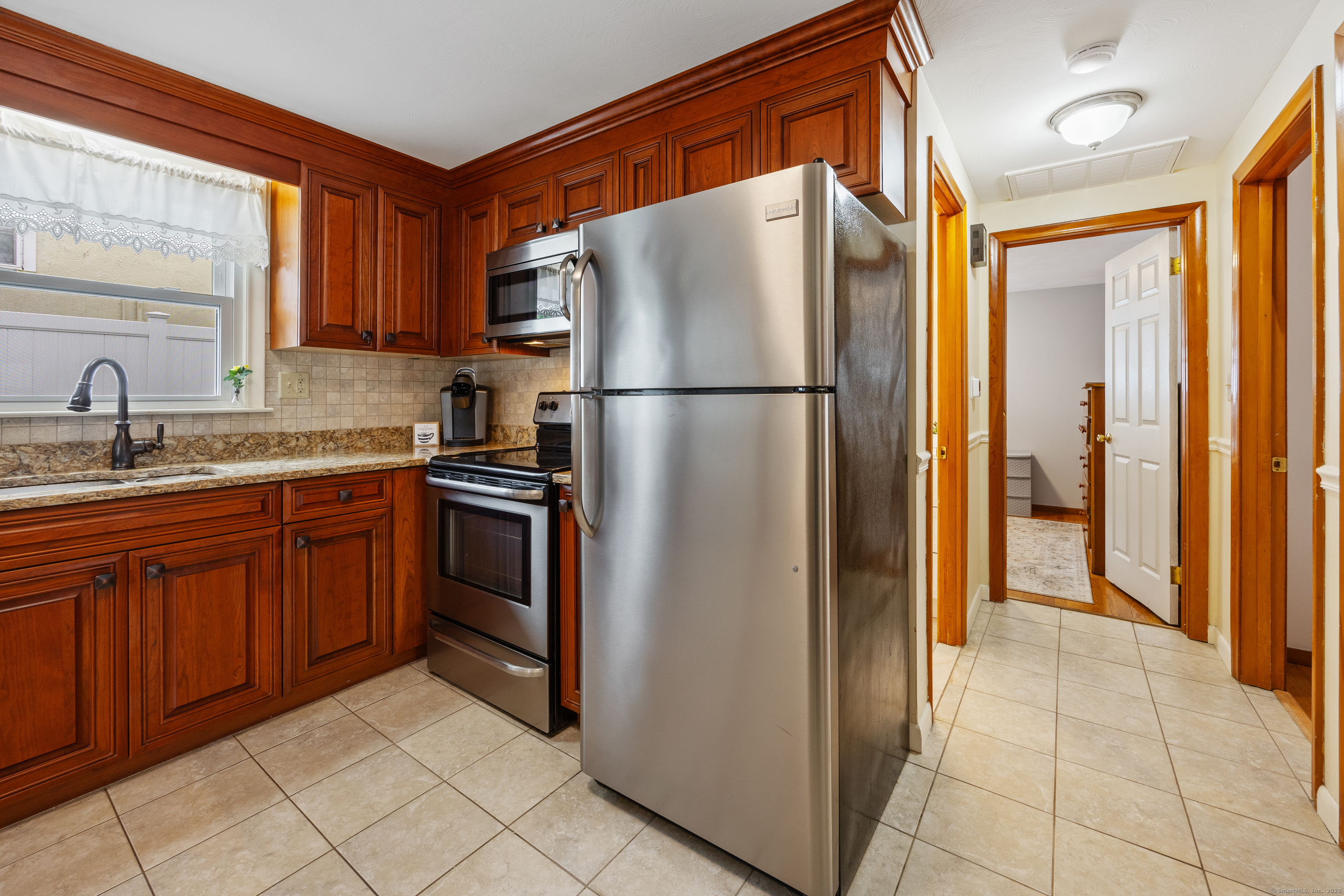 36 Rockwell Avenue, Bristol, Connecticut image 10