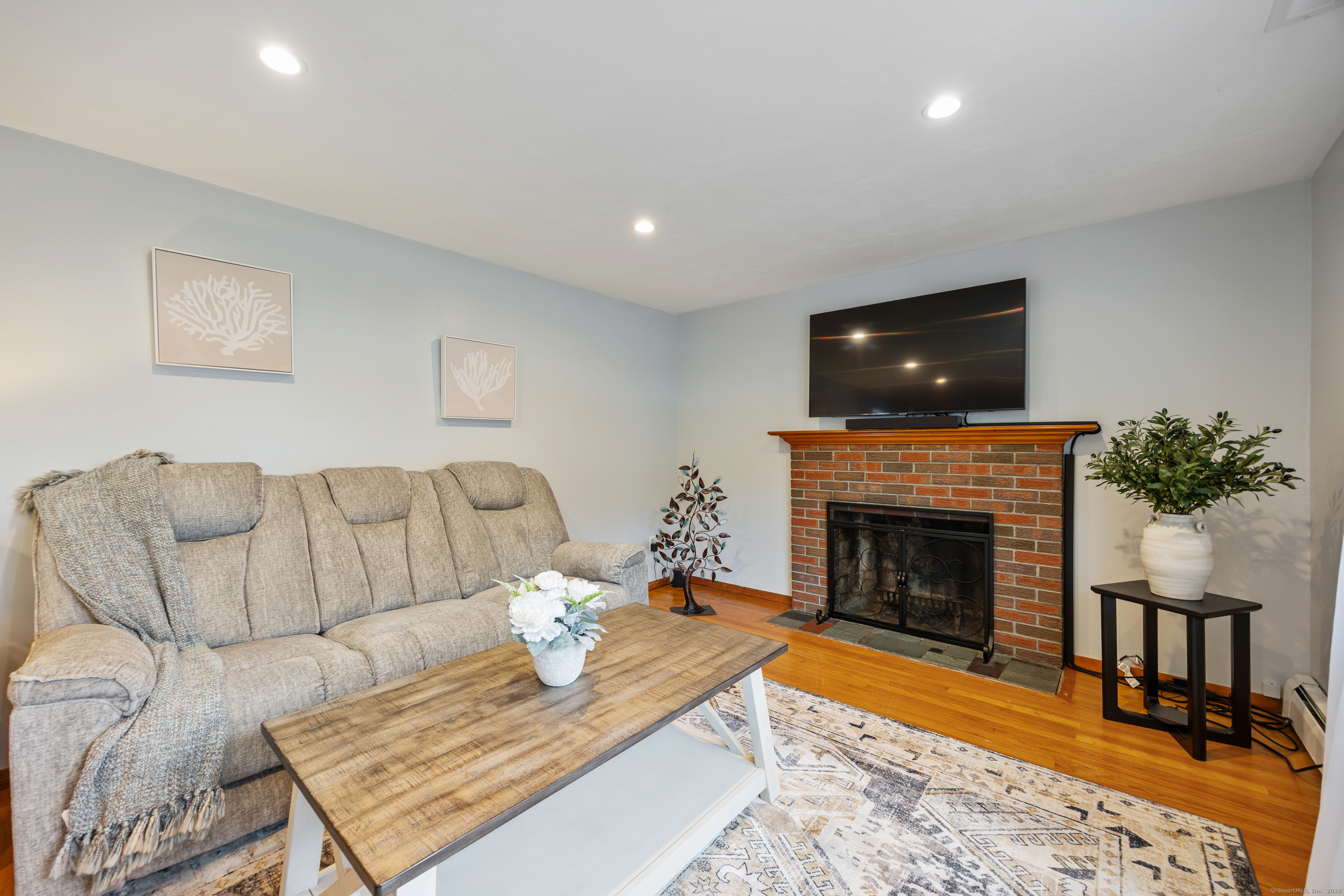 36 Rockwell Avenue, Bristol, Connecticut image 5