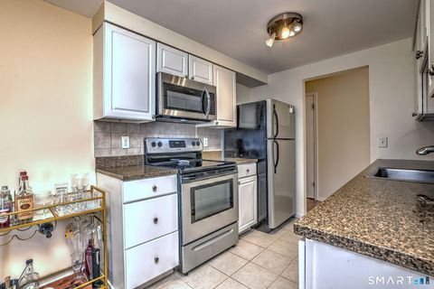 Tiny photo for 335 Foxwood Lane #335, Milford, CT 06461 (MLS # 24152074)