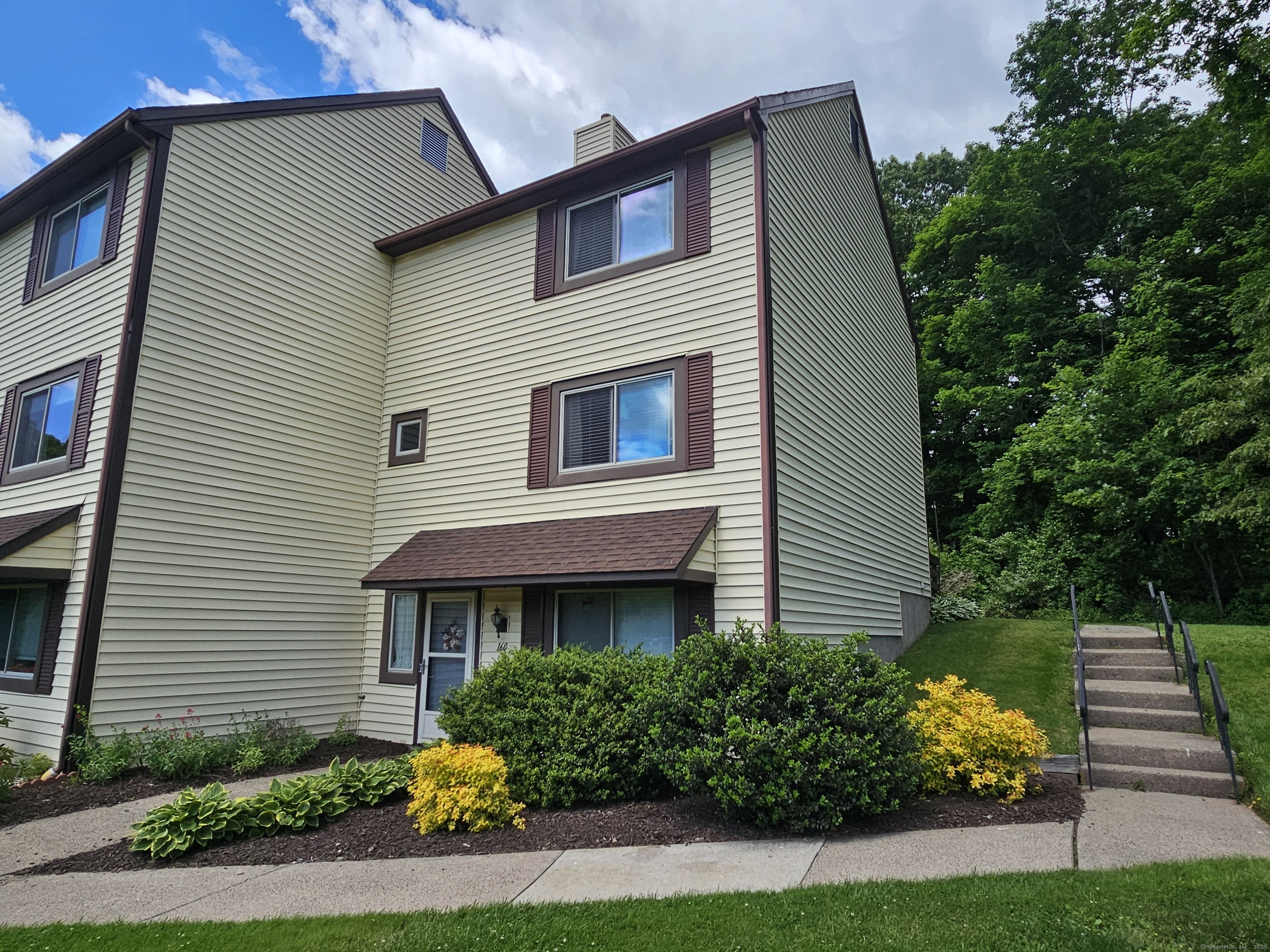 160 Salem Drive #160, Cromwell, Connecticut image 2