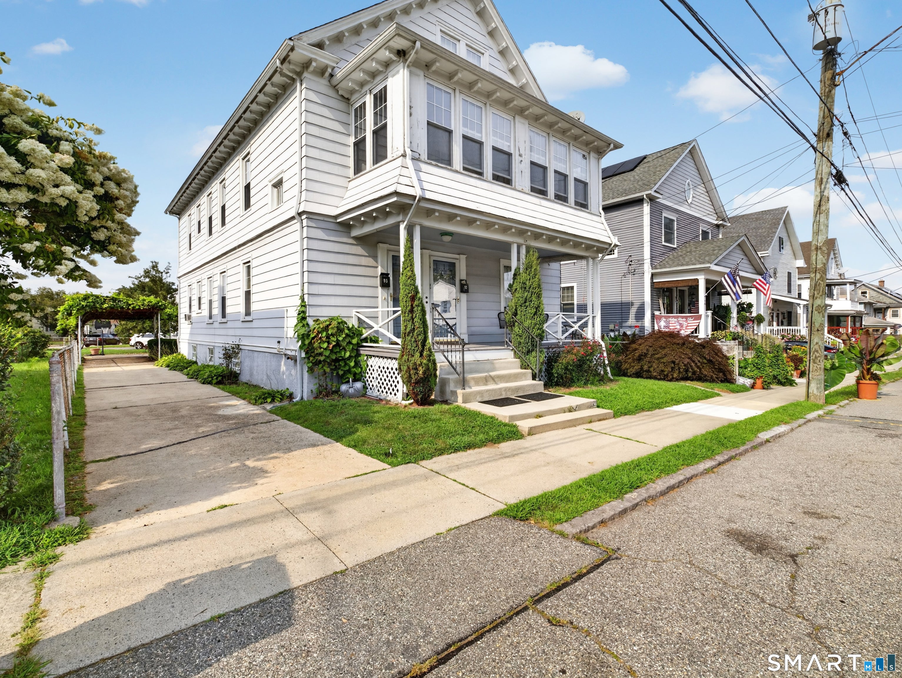 93 Squire & 0 Moran Street