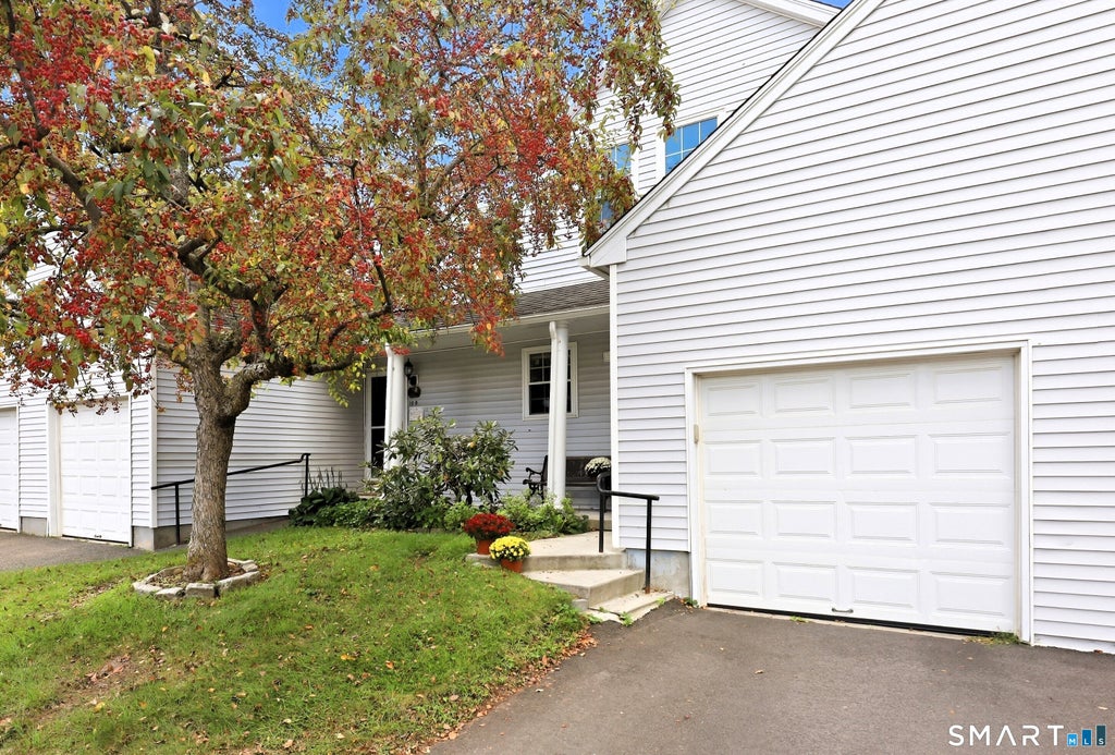 Photo of 10 Jamie Lane #C, Manchester, CT 06042 (MLS # 24209107)