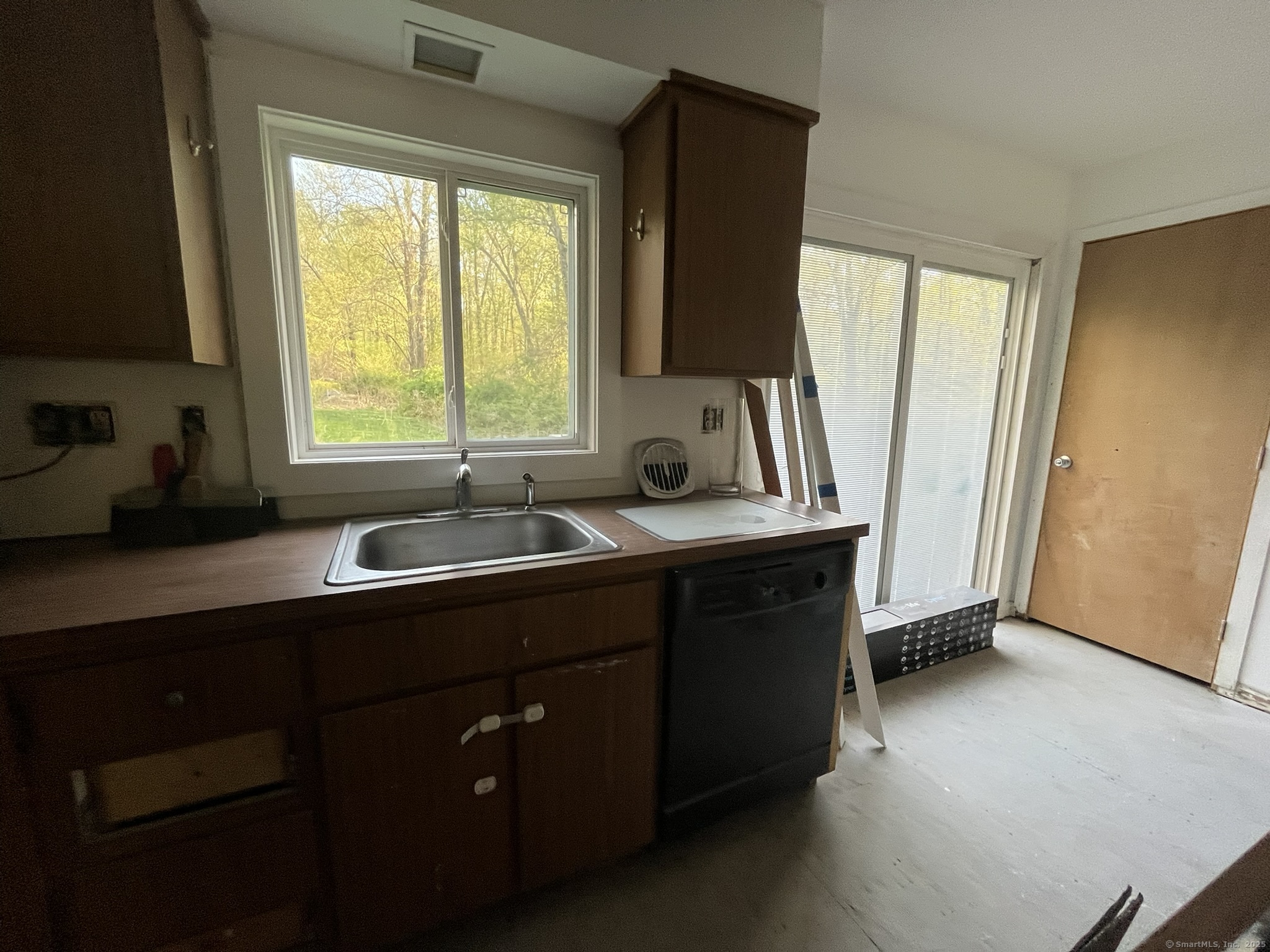 200 Valley Road, Bethany, Connecticut image 22