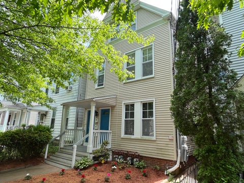 Multifamily For Rent - 86 Edwards Street #1<br/> New Haven, CT 06511