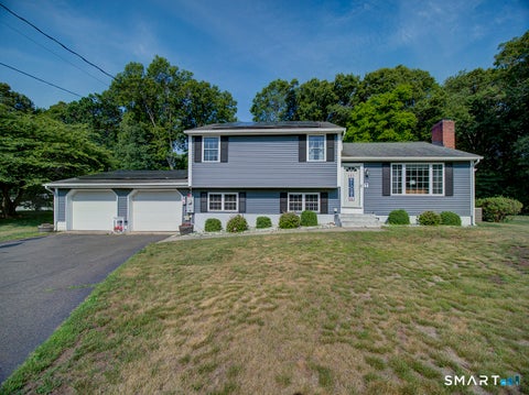 Photo of 34 Roberta Road, North Haven, CT 06473 (MLS # 24189712)
