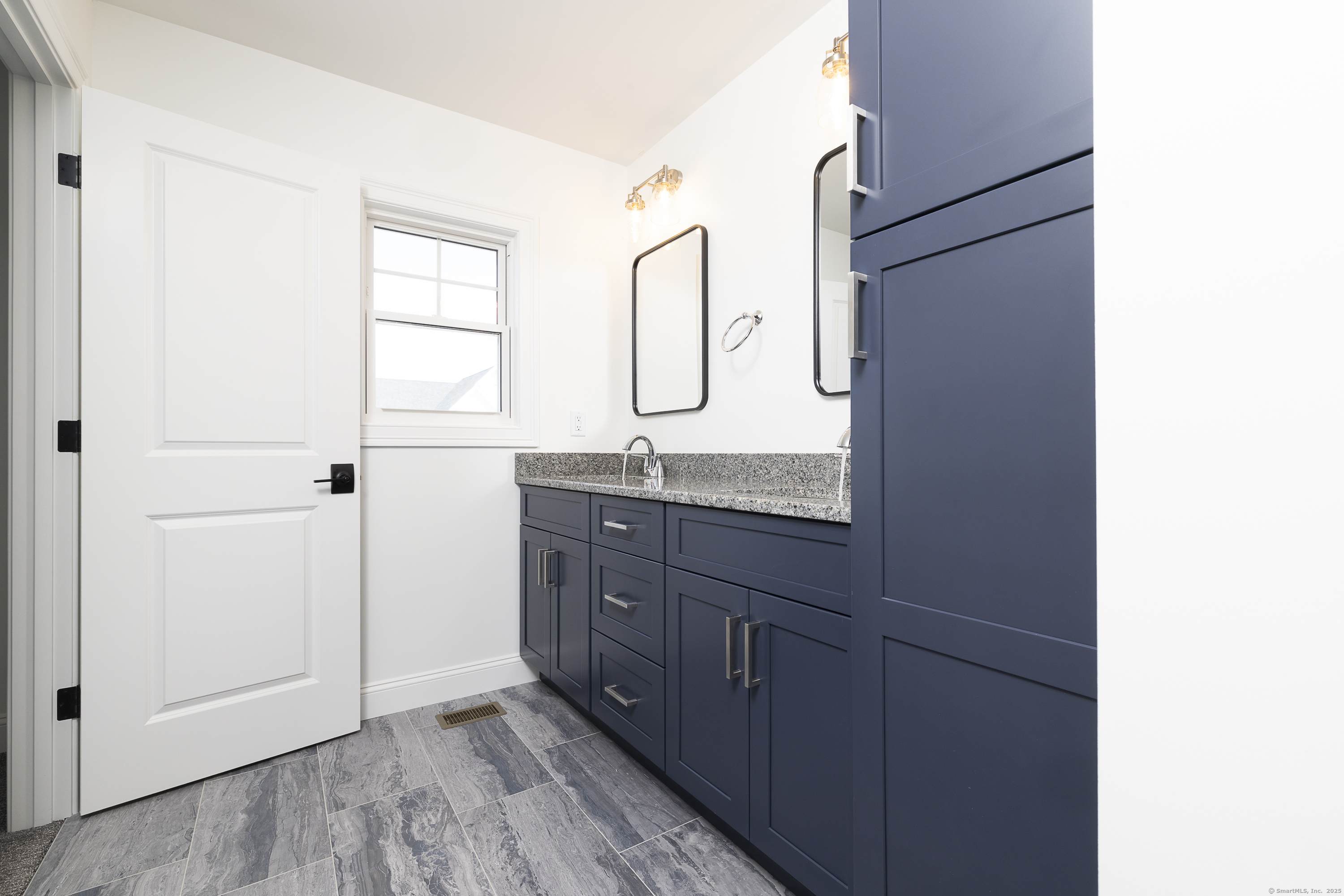 25 Oakwood Circle #7, Plainville, Connecticut image 8