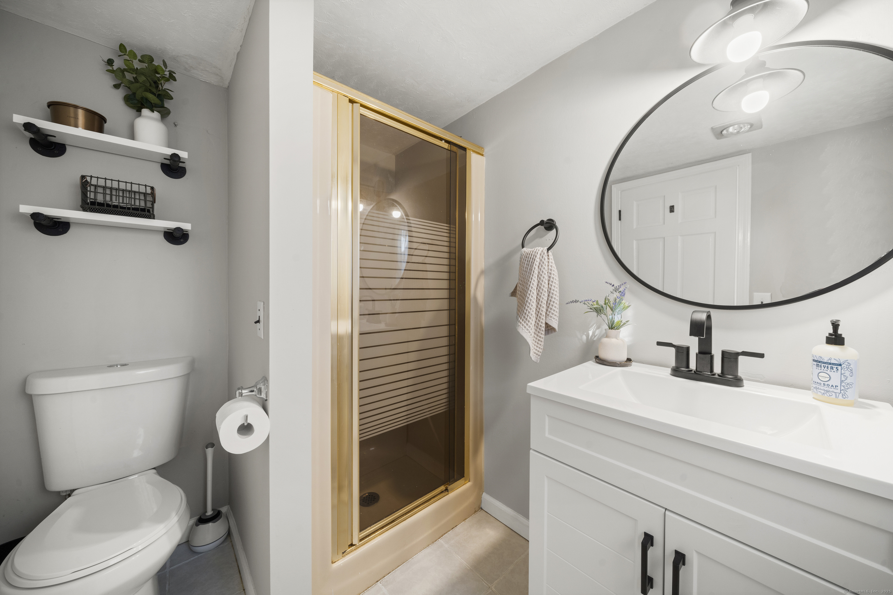 13 Glen Oak Drive, Enfield, Connecticut image 13