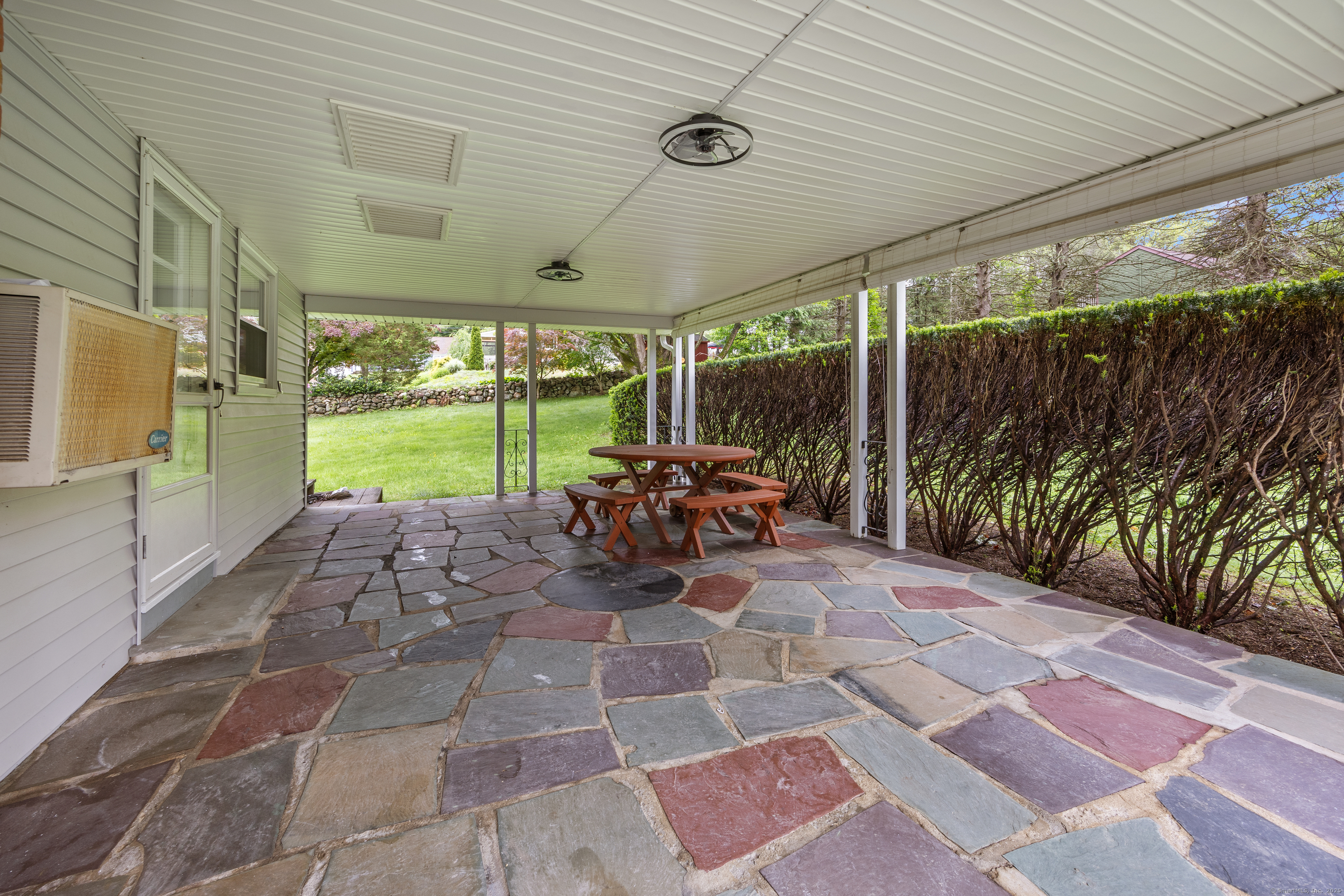 27 Hickory Street, Plymouth, Connecticut image 26