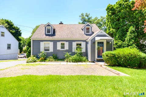 Photo of 2261 Easton Turnpike, Fairfield, CT 06825 (MLS # 24185327)