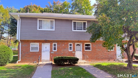 Photo of 3 Camelot Drive #2, Bloomfield, CT 06002 (MLS # 24216198)