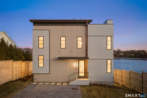 Apartment For Sale - 79 Riverside Avenue<br/> Westport, CT 06880