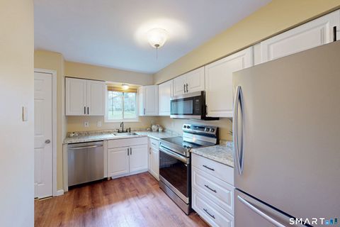 Tiny photo for 10 Monika Lane #10, Brookfield, CT 06804 (MLS # 24167635)