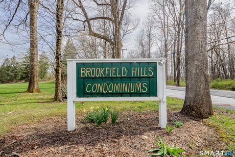 Tiny photo for 10 Monika Lane #10, Brookfield, CT 06804 (MLS # 24167635)