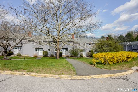 Tiny photo for 10 Monika Lane #10, Brookfield, CT 06804 (MLS # 24167635)