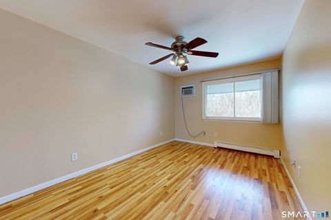 Tiny photo for 10 Monika Lane #10, Brookfield, CT 06804 (MLS # 24167635)