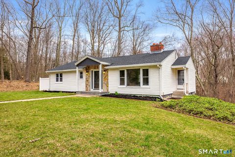 Photo of 10 Isleib Road, Marlborough, CT 06447 (MLS # 24167180)