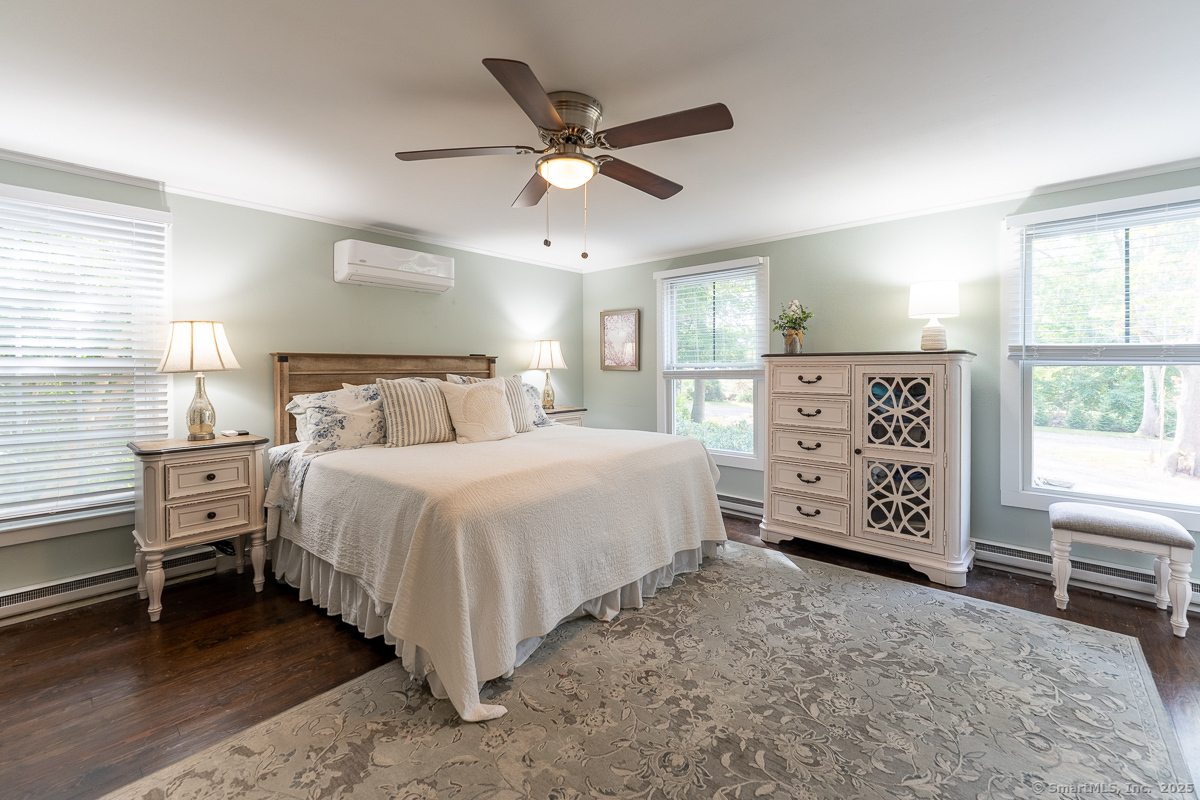 Groton, Connecticut 06355, United States, 4 Bedrooms Bedrooms, ,3 BathroomsBathrooms,Residential,Active,219967