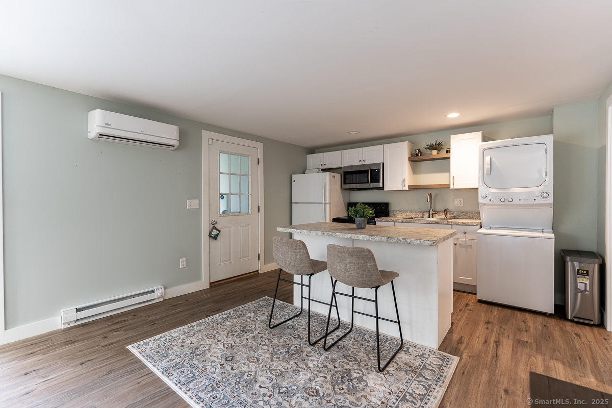 Groton, Connecticut 06355, United States, 4 Bedrooms Bedrooms, ,3 BathroomsBathrooms,Residential,Active,219967