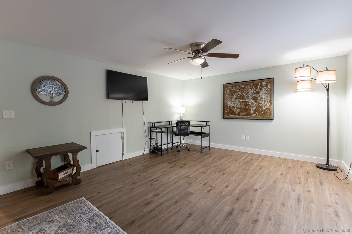 Groton, Connecticut 06355, United States, 4 Bedrooms Bedrooms, ,3 BathroomsBathrooms,Residential,Active,219967