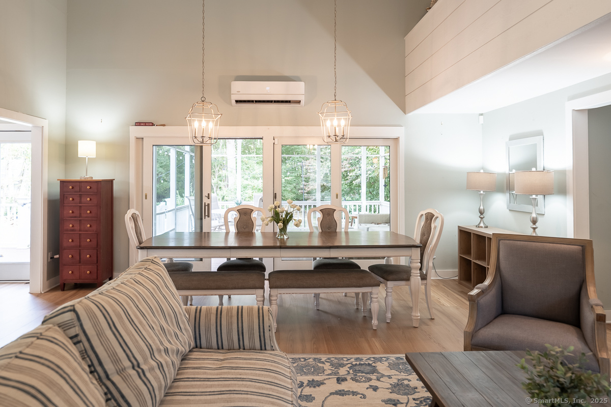 Groton, Connecticut 06355, United States, 4 Bedrooms Bedrooms, ,3 BathroomsBathrooms,Residential,Active,219967