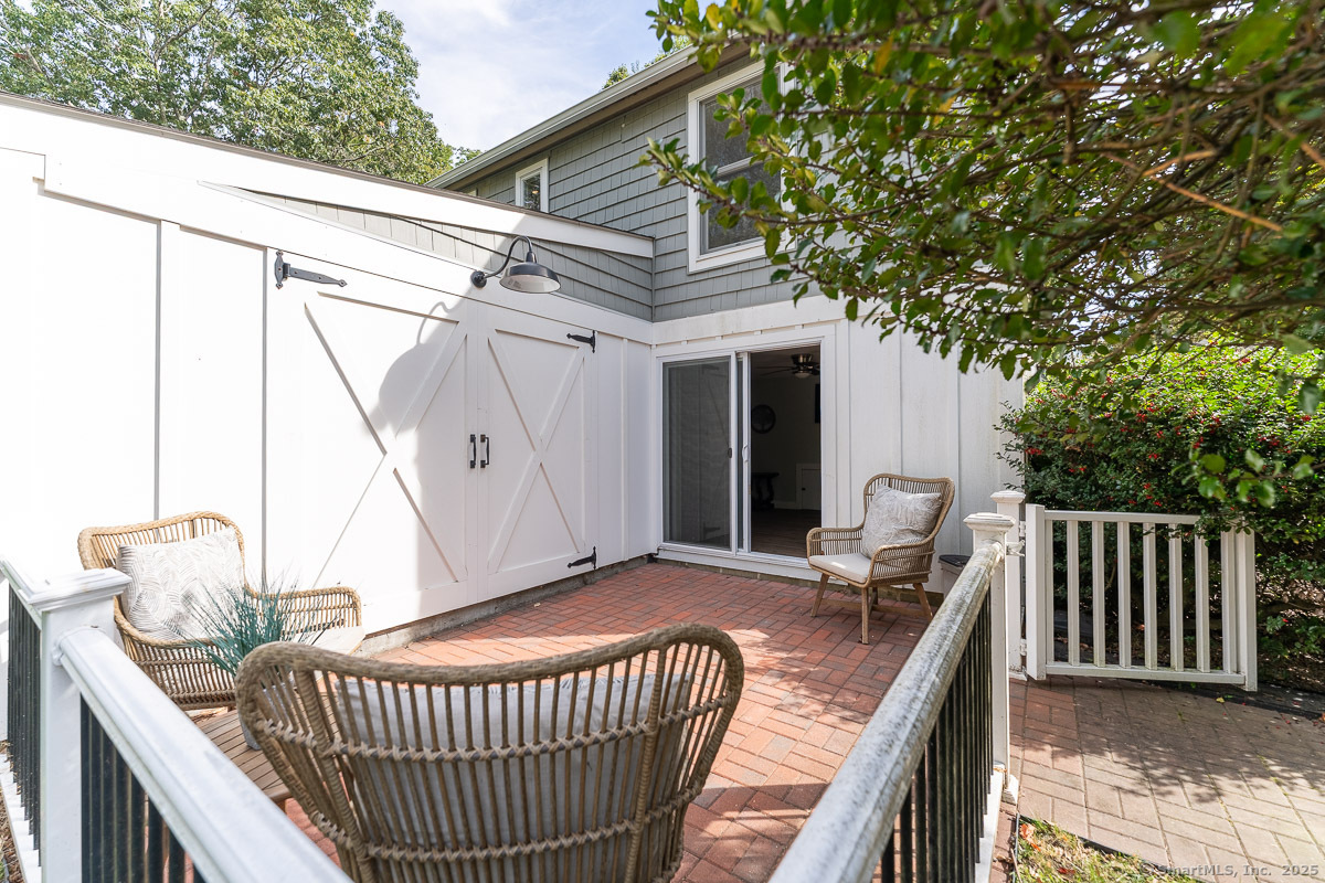 Groton, Connecticut 06355, United States, 4 Bedrooms Bedrooms, ,3 BathroomsBathrooms,Residential,Active,219967