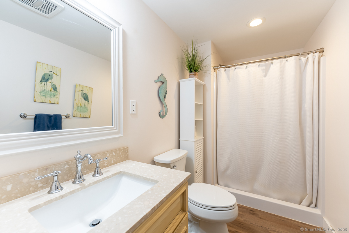 Groton, Connecticut 06355, United States, 4 Bedrooms Bedrooms, ,3 BathroomsBathrooms,Residential,Active,219967