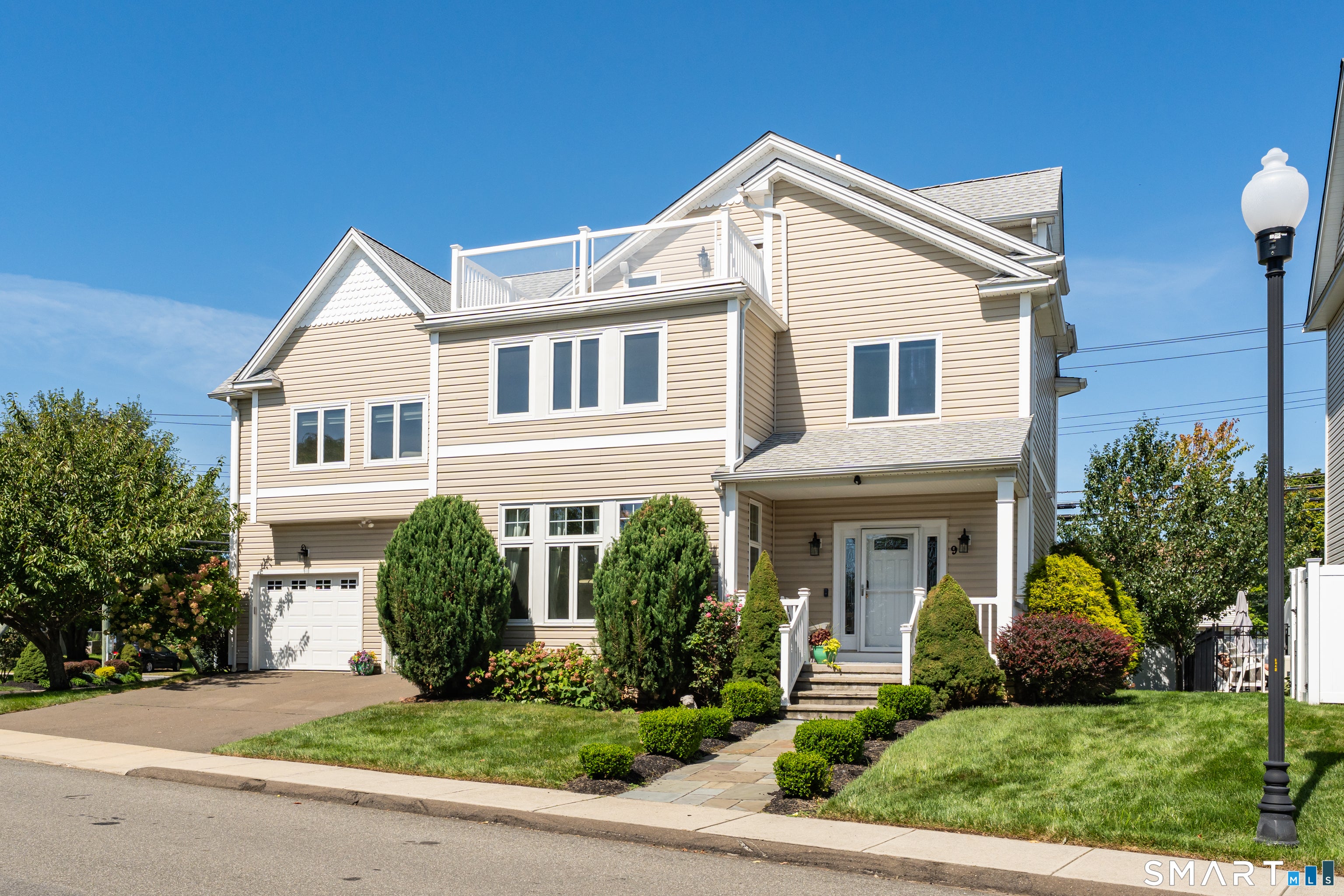 9 Beachside Avenue 9