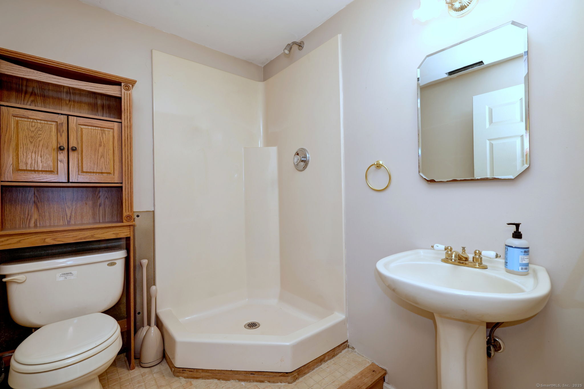 175 W View Road, Southbury, Connecticut image 34