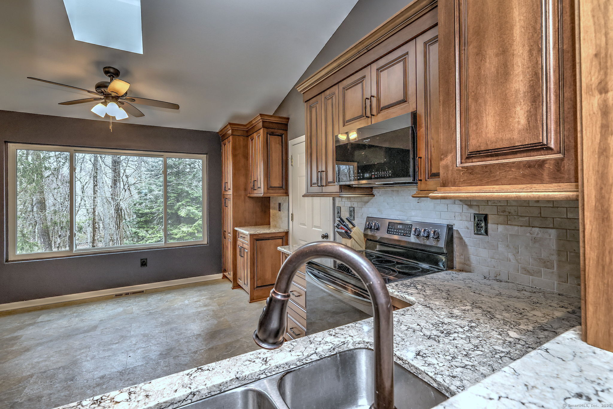 175 W View Road, Southbury, Connecticut image 18