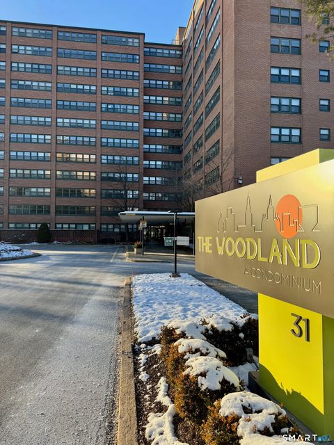 31 Woodland Street 1I Hartford CT 06111