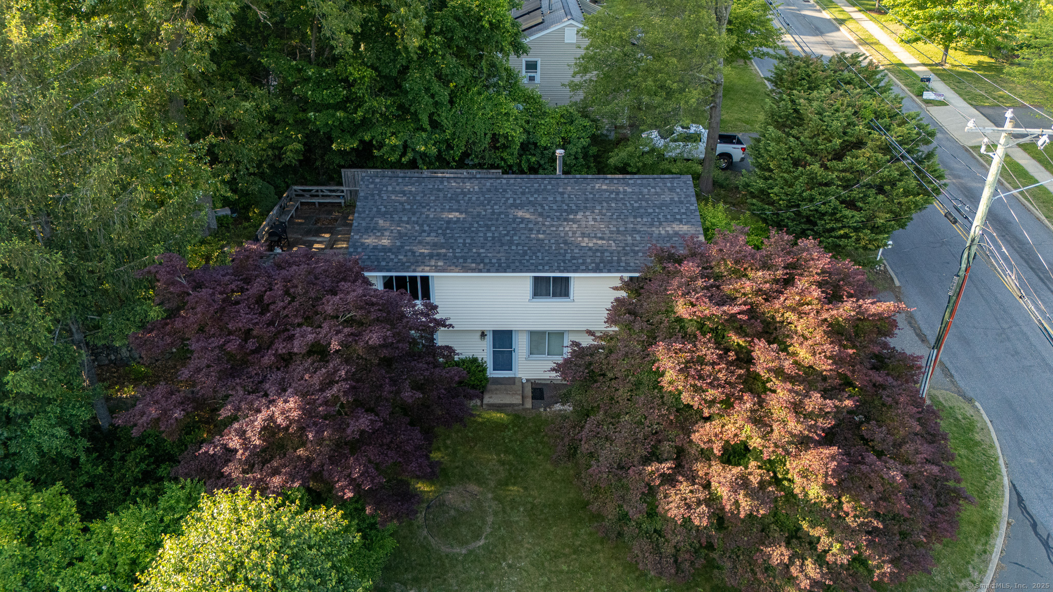 Property for Sale at Celentano Drive, Naugatuck, Connecticut - Bedrooms: 3 
Bathrooms: 2 
Rooms: 5  - $339,900