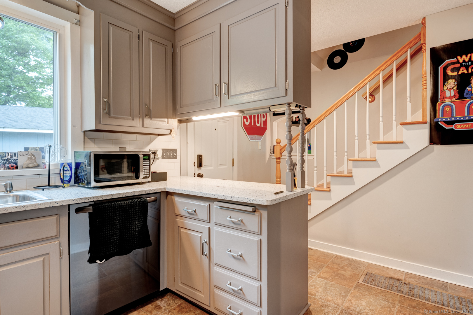 140 College Avenue, Torrington, Connecticut image 16