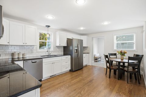 12 Concord Terrace Enfield CT 06082