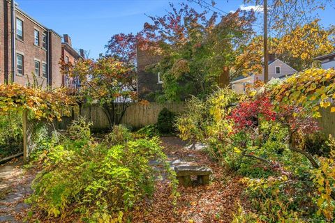 Tiny photo for 8 Academy Street, New Haven, CT 06511 (MLS # 24142208)