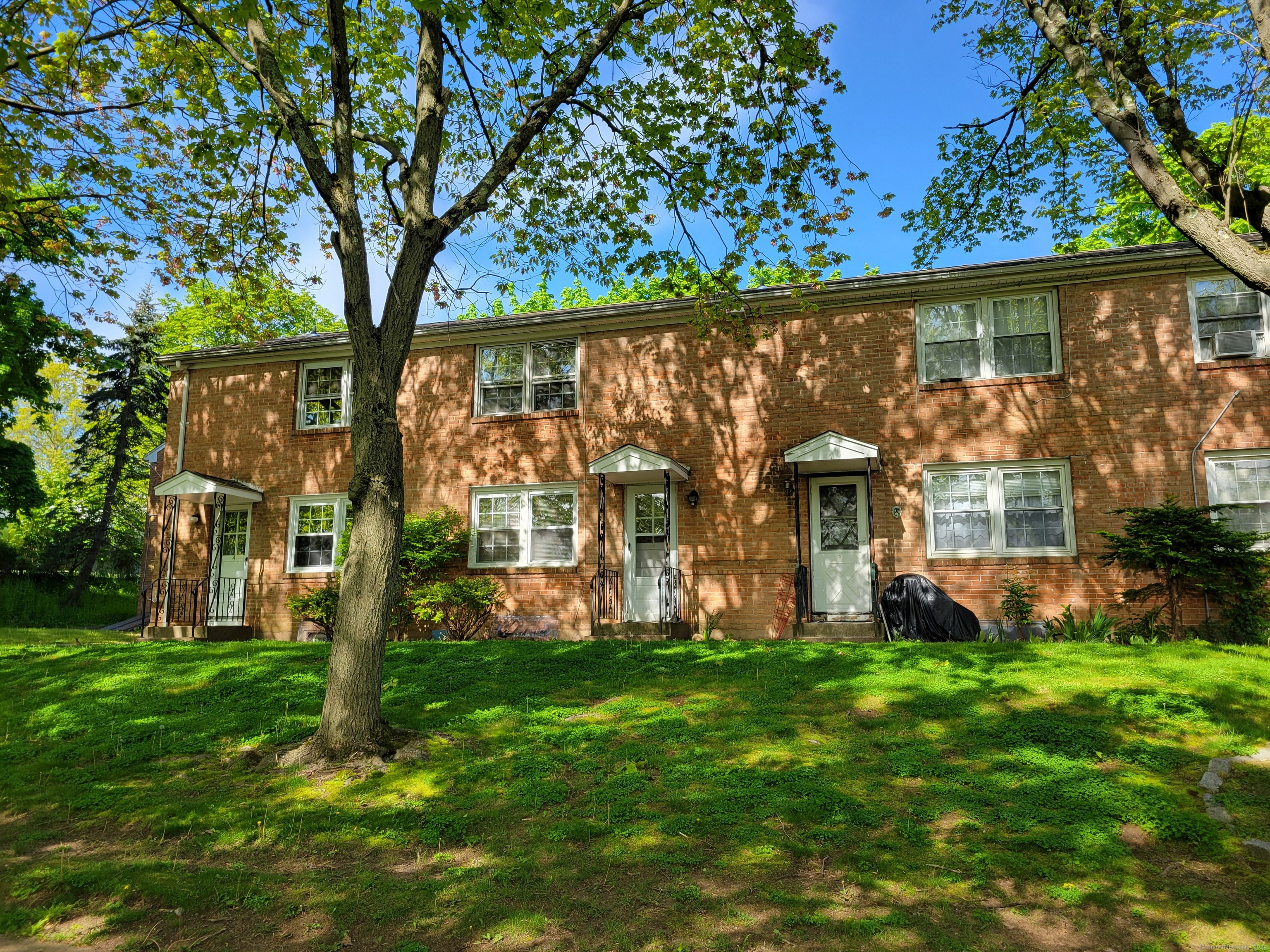 View New Haven, CT 06512 townhome