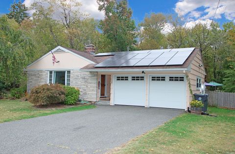 Photo of 104 Country Club Road, Cheshire, CT 06410 (MLS # 24133126)