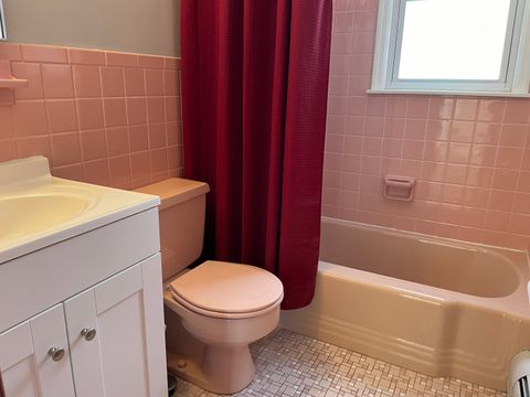 Tiny photo for 376 Savoy Street, Bridgeport, CT 06606 (MLS # 24135416)