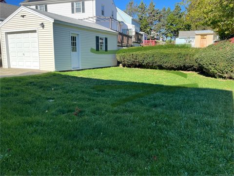 Tiny photo for 376 Savoy Street, Bridgeport, CT 06606 (MLS # 24135416)