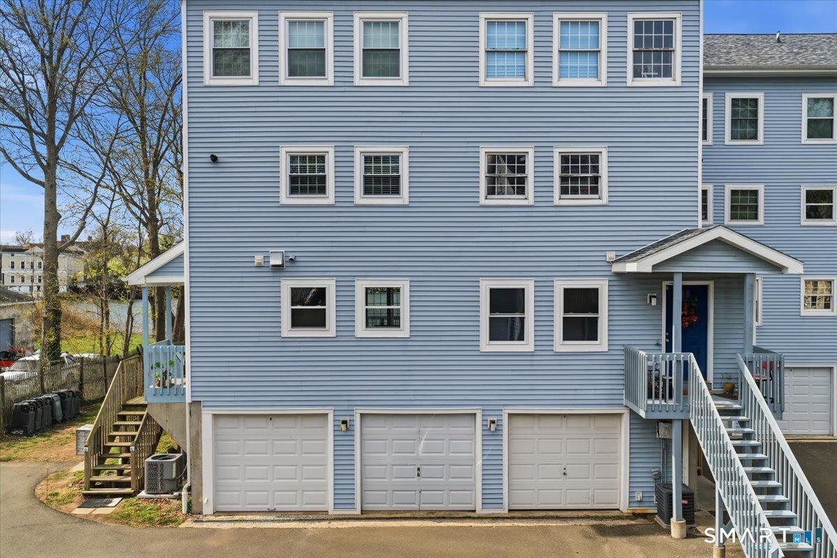 702 Quinnipiac Avenue D