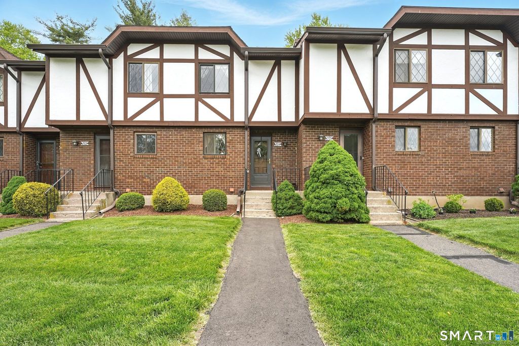 Photo of 204 Cedar Hollow Drive #204, Rocky Hill, CT 06067 (MLS # 24158205)