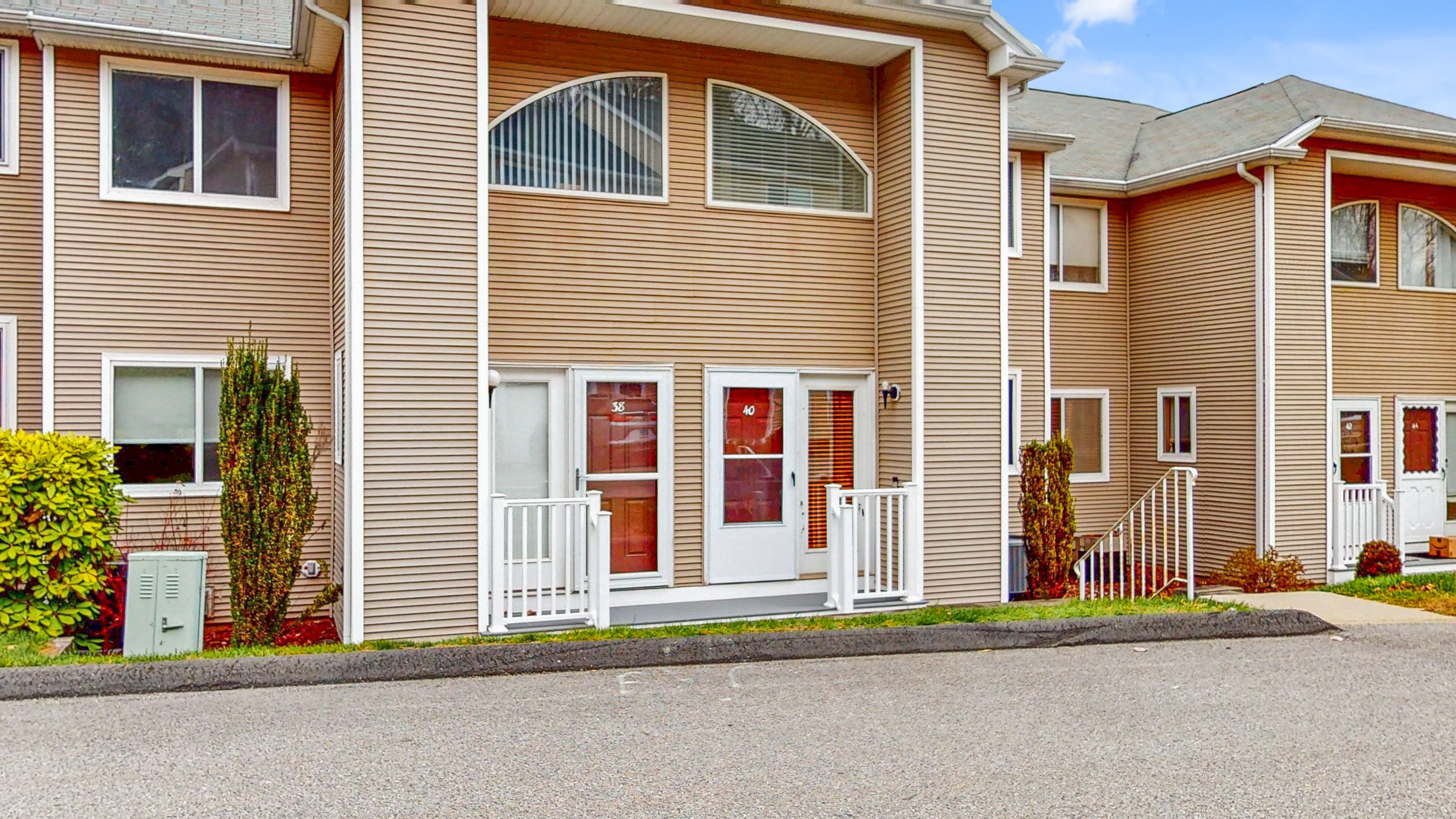 80 Country Lane APT 40