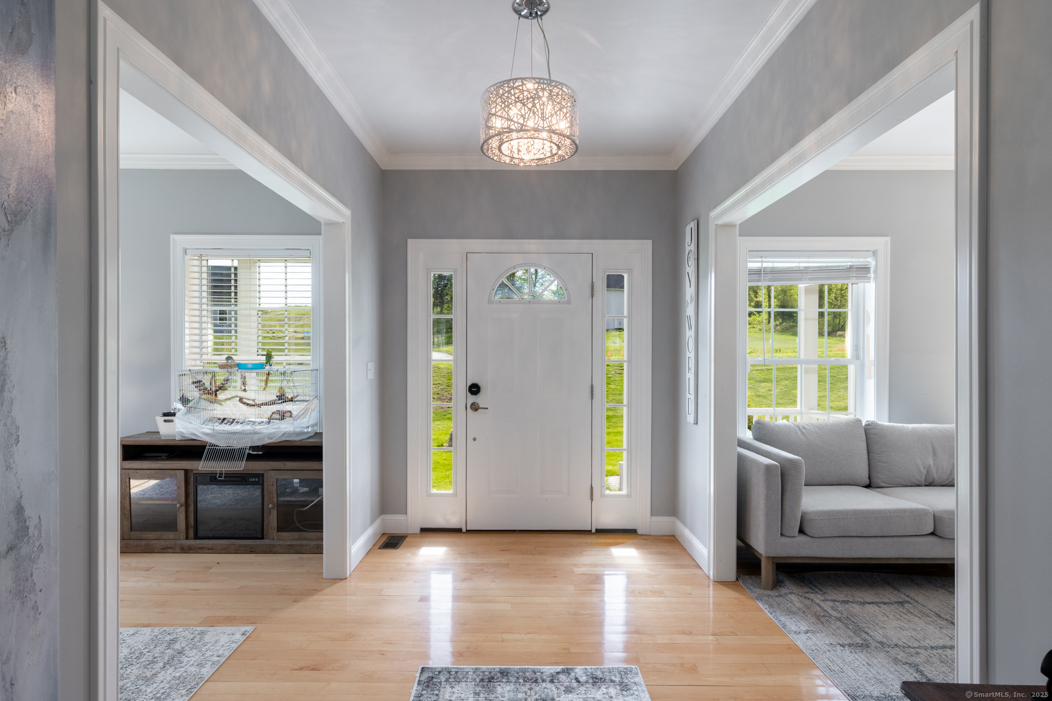 32 Salmon Run, East Hampton, Connecticut image 2